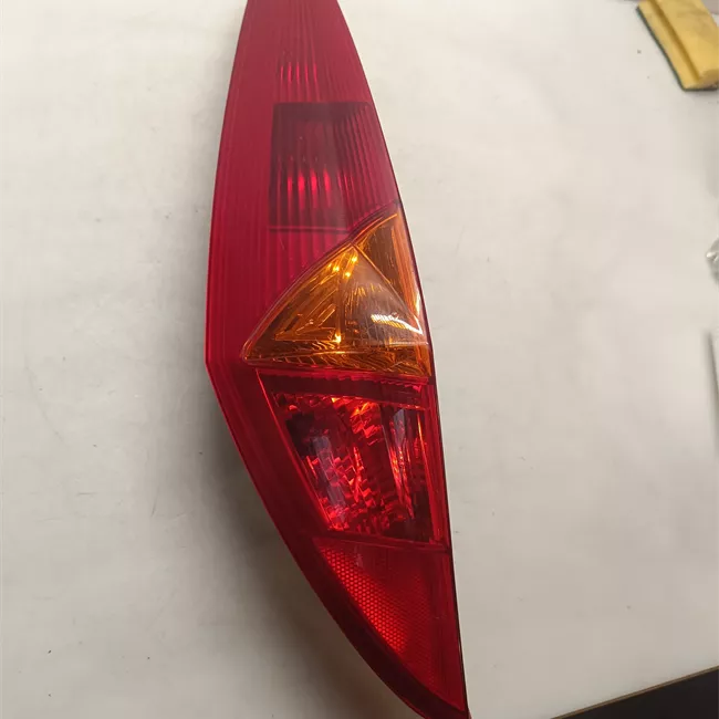 Fanale posteriore sinistro