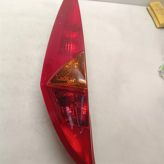 Fanale posteriore sinistro