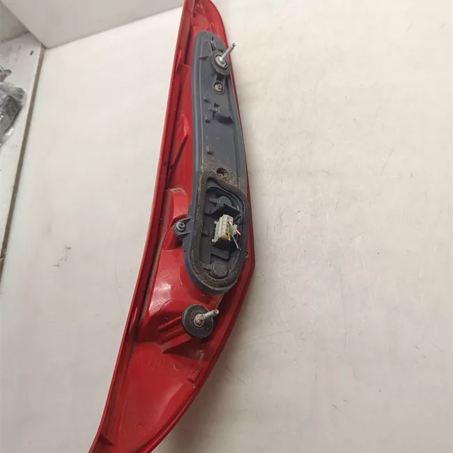 Fanale posteriore sinistro