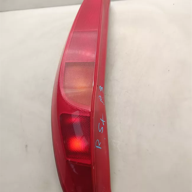 Fanale posteriore sinistro