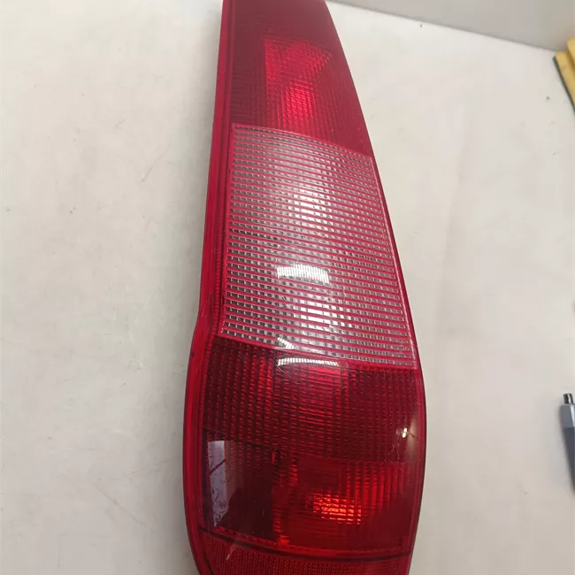 Fanale posteriore sinistro