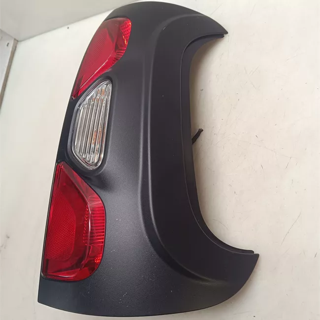 Fanale posteriore destro