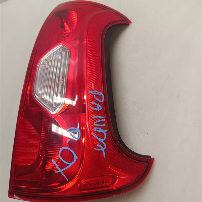 Fanale posteriore destro