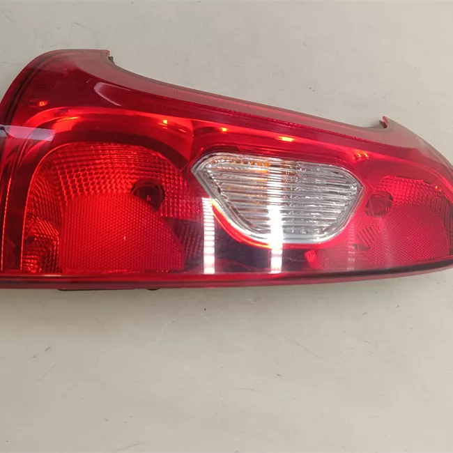 Fanale posteriore sinistro