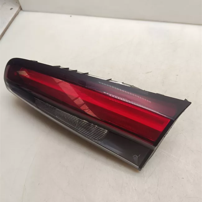 Fanale posteriore parte interno sinistro Led