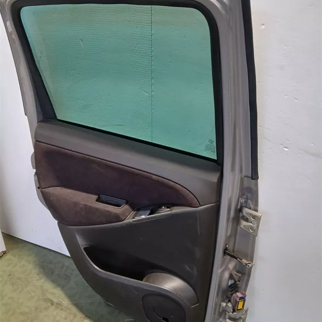 Porta posteriore sinistra