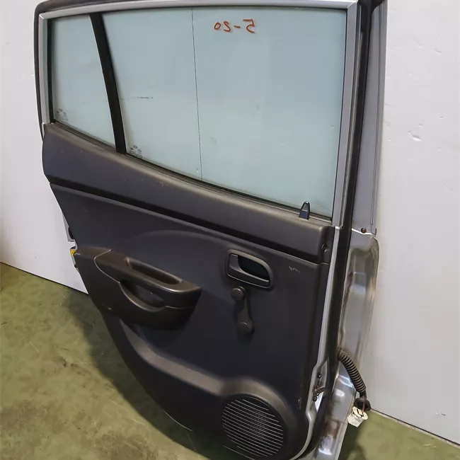 Porta posteriore sinistra