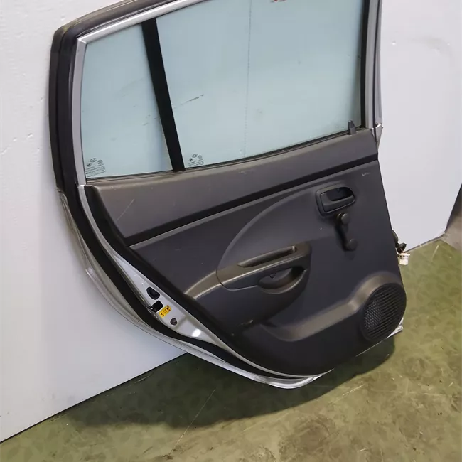 Porta posteriore sinistra