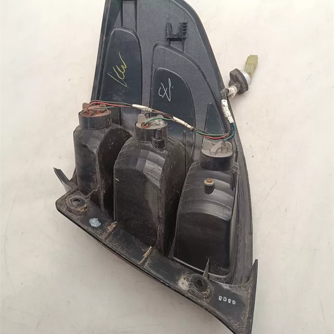 Fanale posteriore sinistro