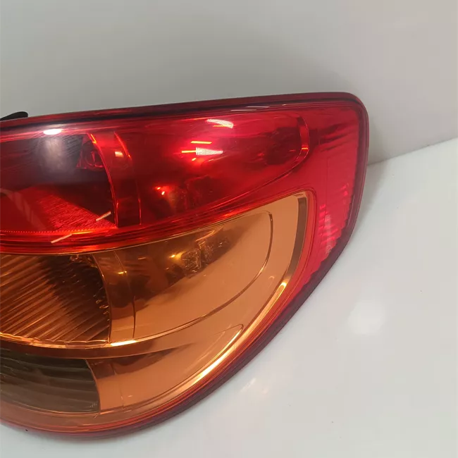 Fanale posteriore destro