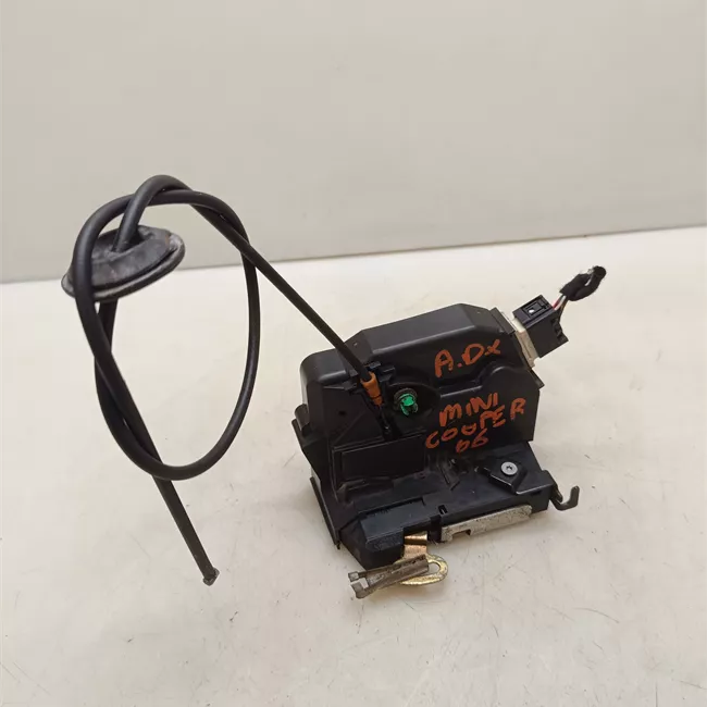 Serratura porta anteriore destra con impianto antifurto