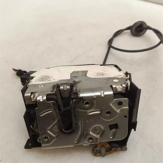 Serratura porta anteriore destra con impianto antifurto