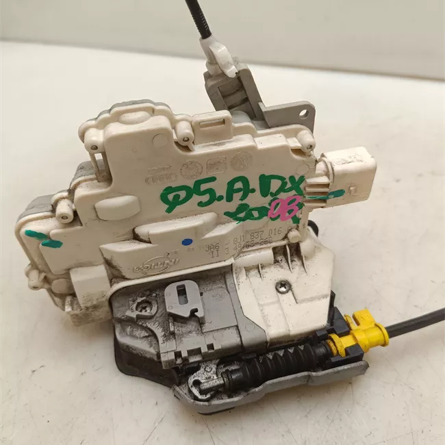 Serratura porta anteriore destra