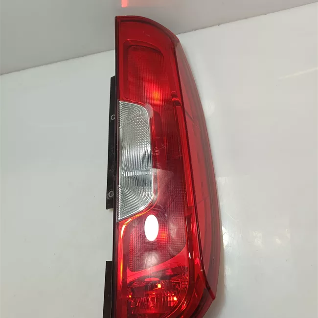 Fanale posteriore destro