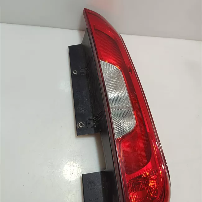 Fanale posteriore destro