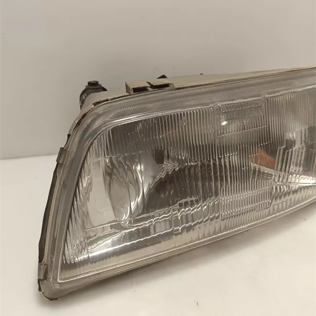 Proiettore sinistro 09/00>