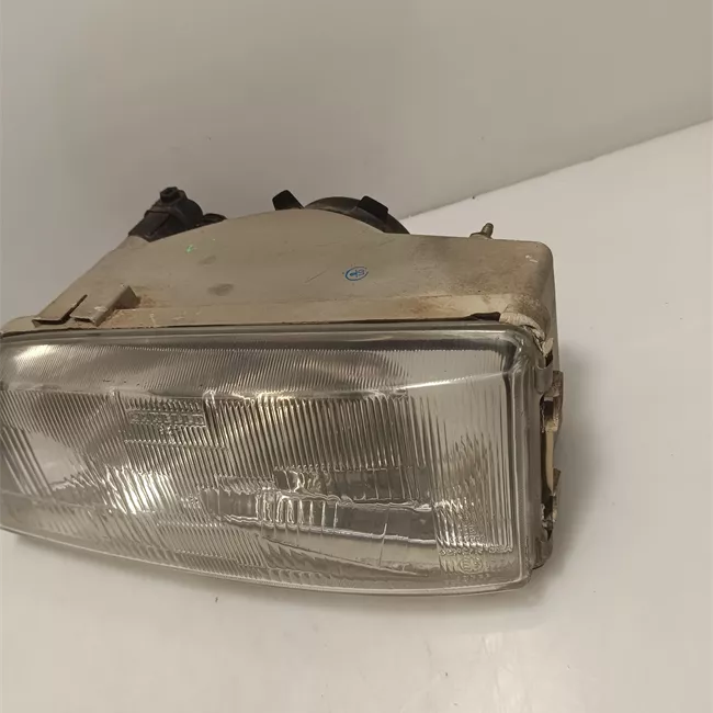 Proiettore sinistro 09/00>