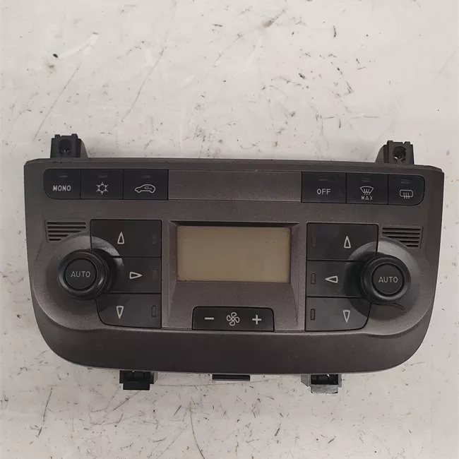 Blocco comando climatizzazione aria condizionata