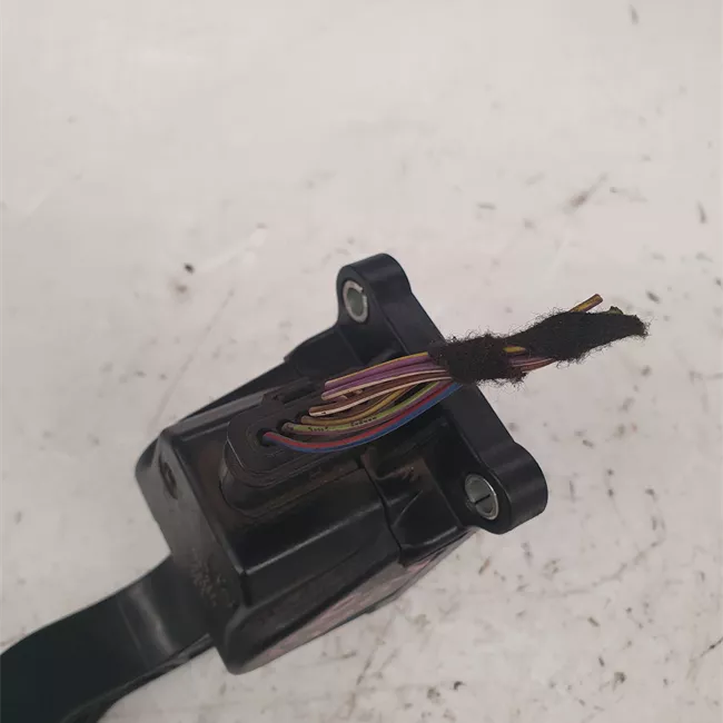 Pedale acceleratore mtm