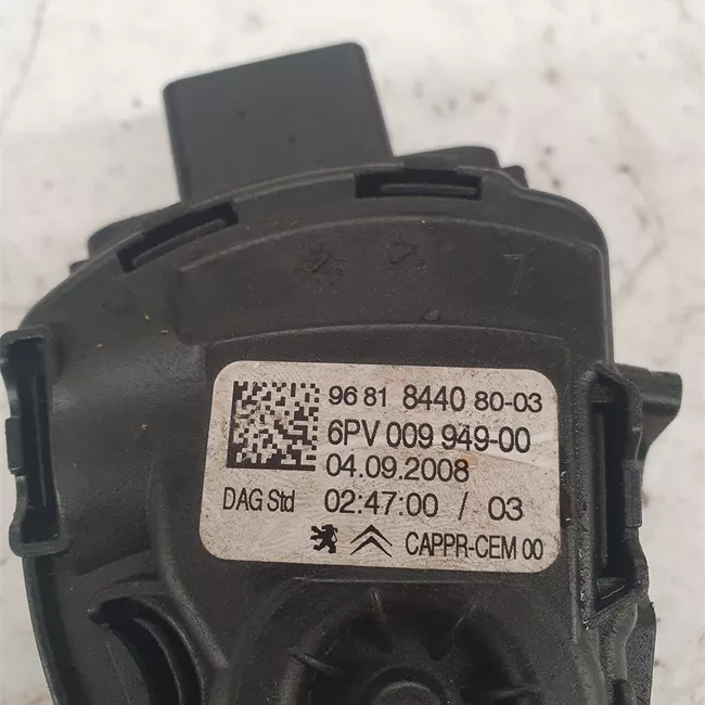 Pedale acceleratore Hella