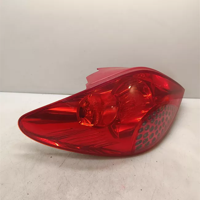 Fanale posteriore sinistro