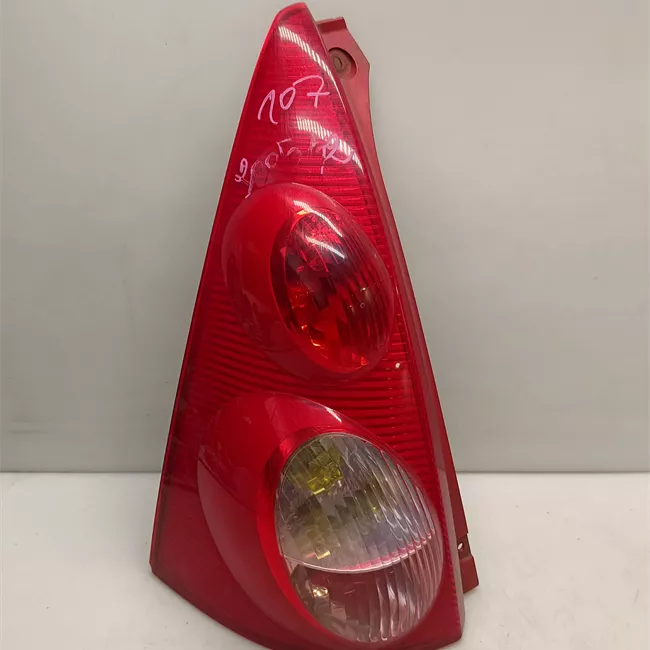 Fanale posteriore sinistro