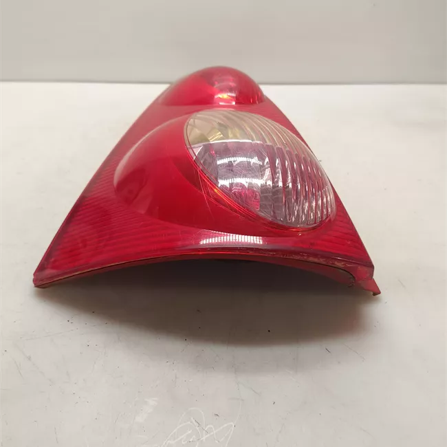 Fanale posteriore sinistro