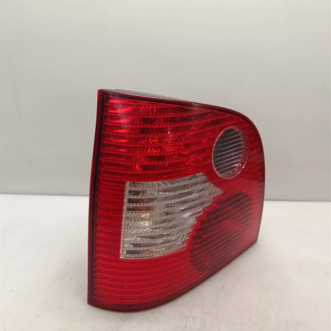 Fanale posteriore sinistro