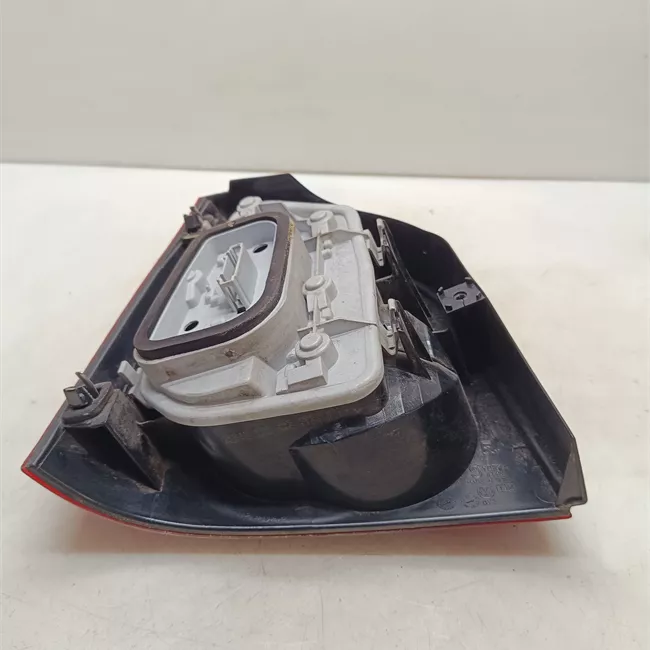 Fanale posteriore destro