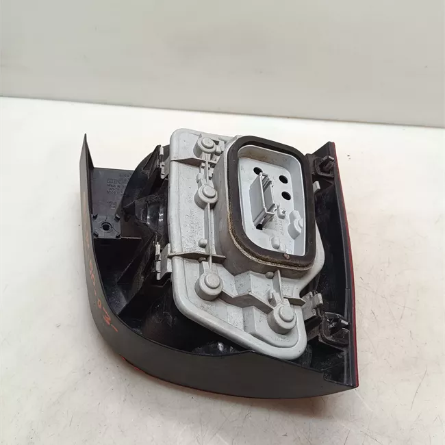 Fanale posteriore destro