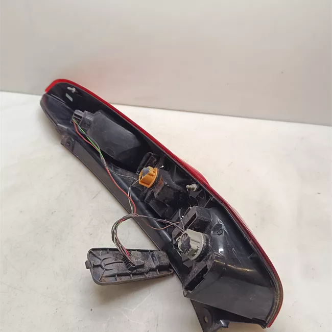 Fanale posteriore sinistro