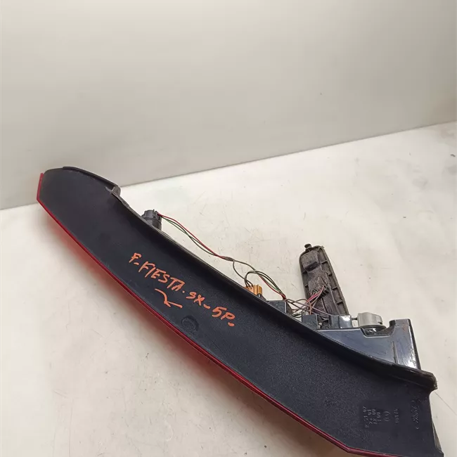 Fanale posteriore sinistro