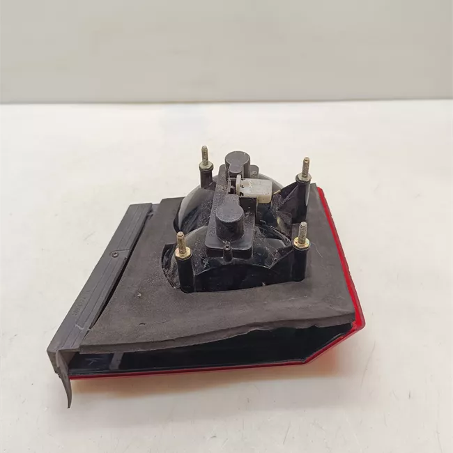 Fanale posteriore parte interno sinistro