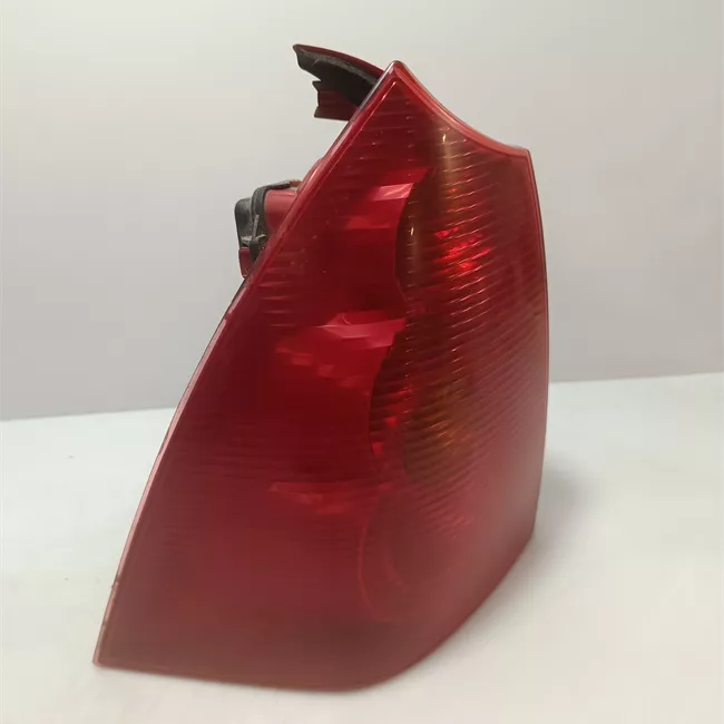 Fanale posteriore sinistro