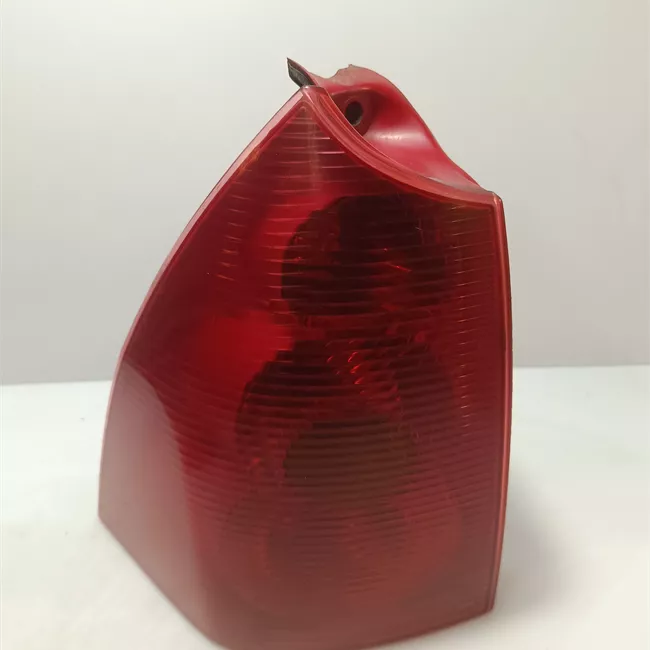 Fanale posteriore sinistro