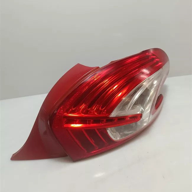 Fanale posteriore destro