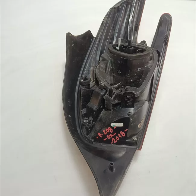 Fanale posteriore sinistro