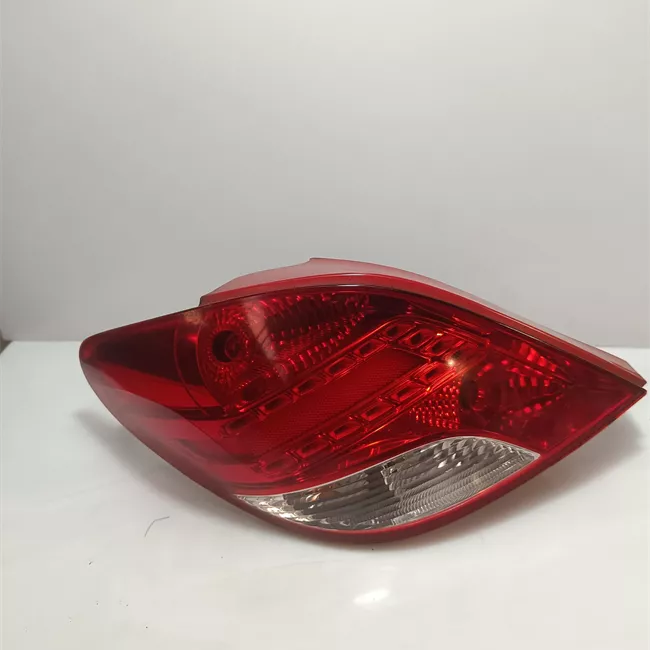 Fanale posteriore sinistro