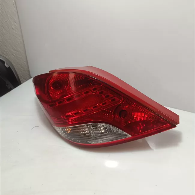 Fanale posteriore sinistro