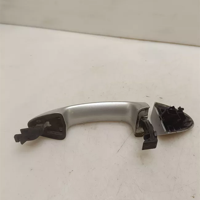 Maniglia porta anteriore destra primer