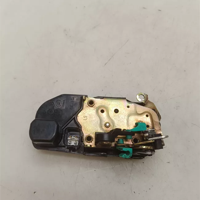 Serratura porta anteriore sinistra