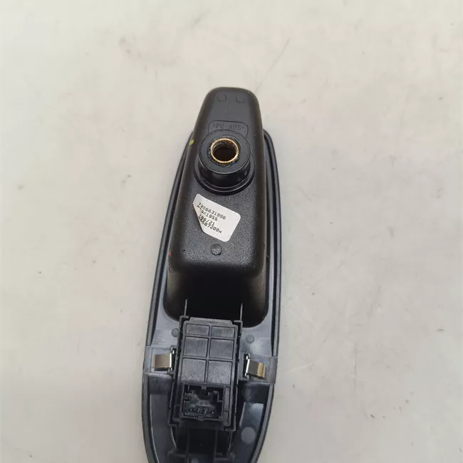 Interruttore alzacristalli porta posteriore destro