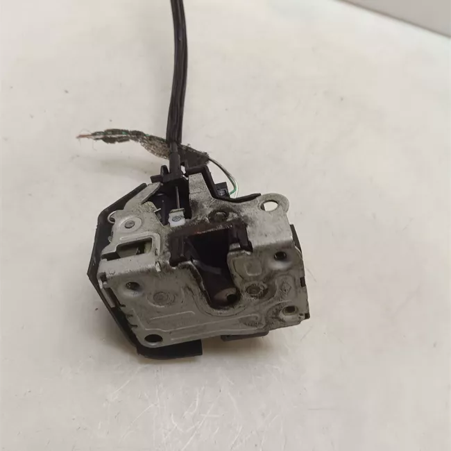 Serratura porta anteriore sinistra