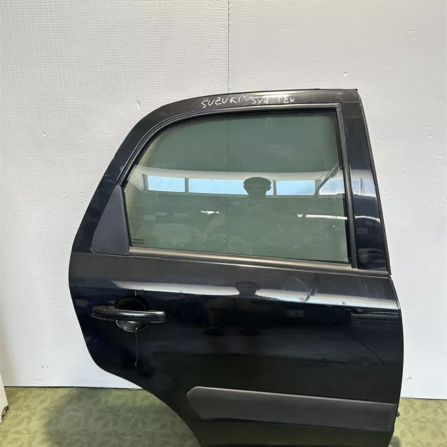 Porta posteriore destra