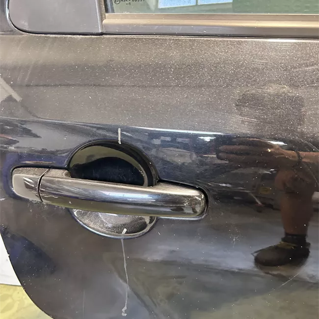 Porta posteriore destra