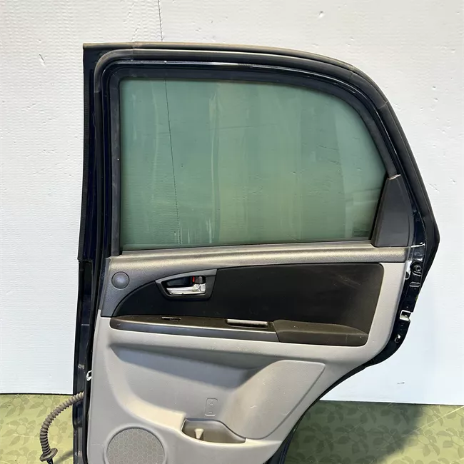 Porta posteriore destra