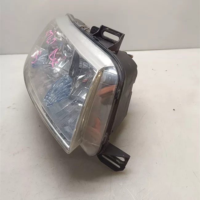 Proiettore destro Fendinebbia