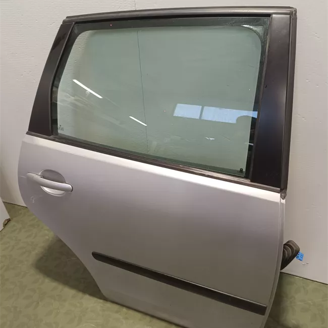 Porta posteriore destra