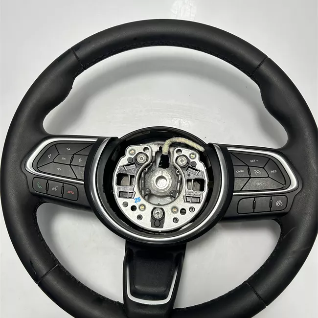 Volante con comandi/cruise control