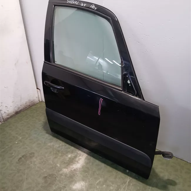 Porta anteriore destra